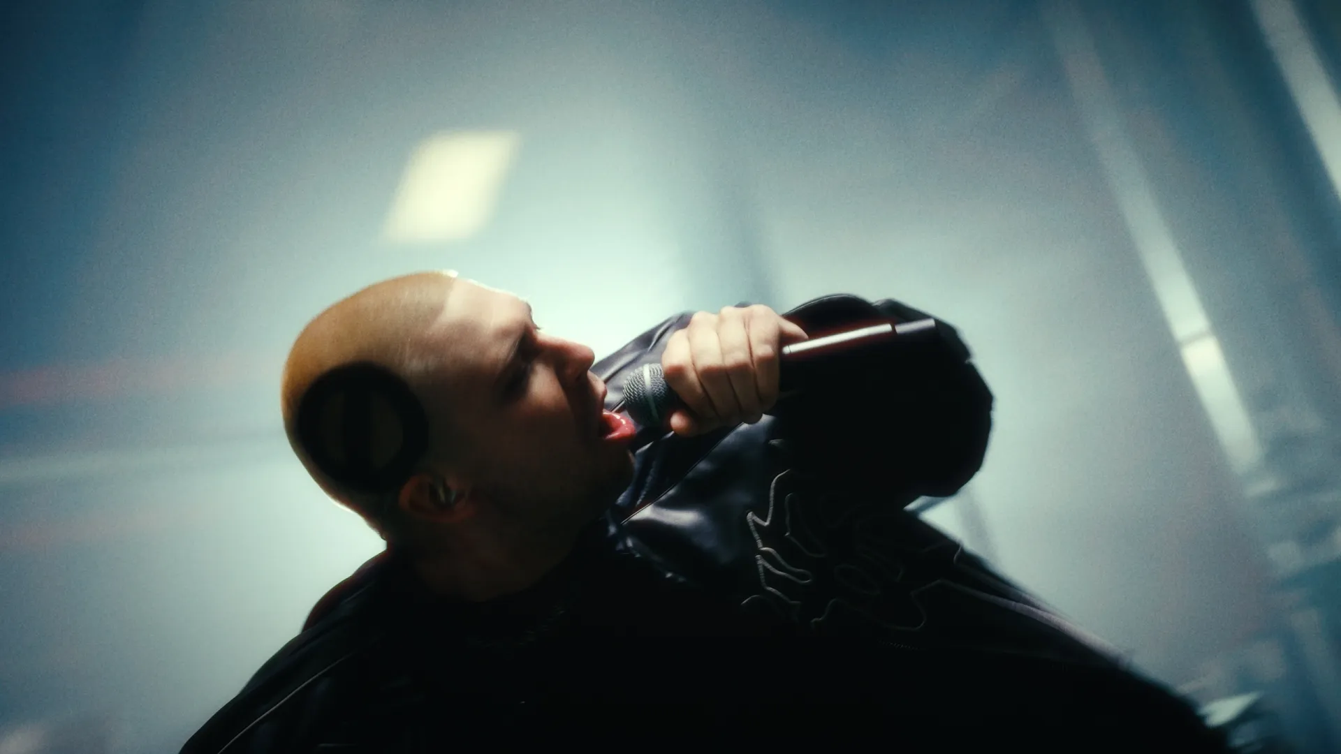 Image 3 sur 11 — Igor ft Web — Zéro Concessions